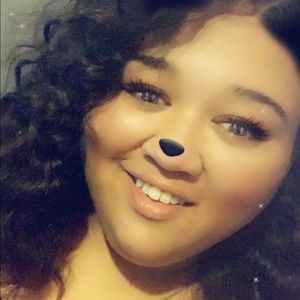 Meet your Posher, Cortney